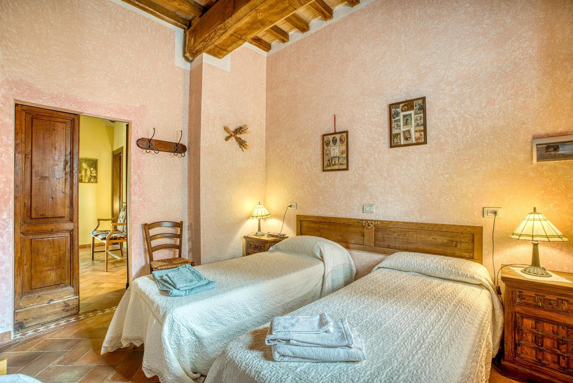 Agriturismo Bio Tra Cielo E Terra Frontignano Bagian luar foto